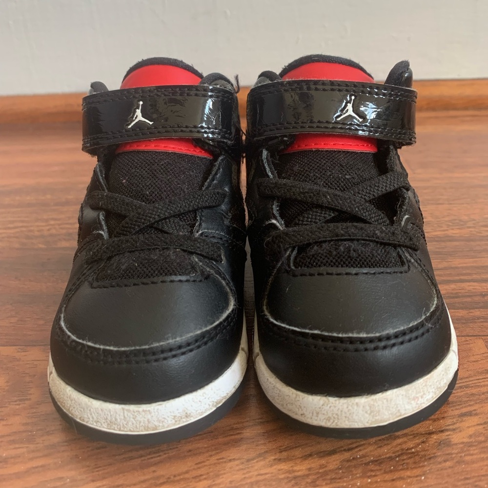 Toddler Nike Air Jordan Flight Club , Black/Red, Child’s 5C US